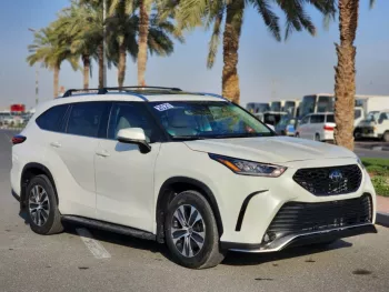 Toyota Highlander xle 2021 petrol 2.5l