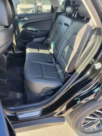 Hyundai Tucson black 2021 model 4 cylinder