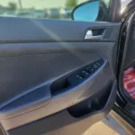 Hyundai Tucson black 2021 model 4 cylinder - Thumbnail 7
