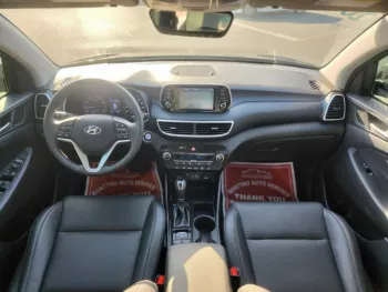 Hyundai Tucson black 2021 model 4 cylinder