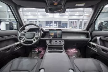 Land Rover Defender 110 X Dynamic HSE 2023