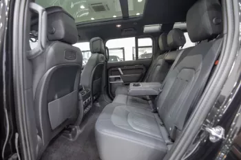 Land Rover Defender 110 X Dynamic HSE 2023