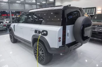 Land Rover Defender 110 HSE P400e 2022