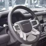Land Rover Defender 110 HSE P400e 2022 - Thumbnail 8