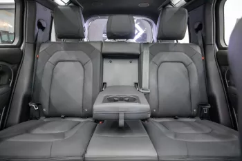 Land Rover Defender 110 X Dynamic SE P400e 6Seater 2023