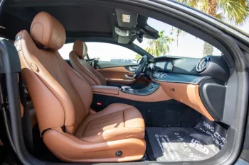 Mercedes Benz E300 Coupe AMG Panoramic Full Option