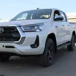 Toyota Hilux SR5 4×4 Diesel - Thumbnail 1