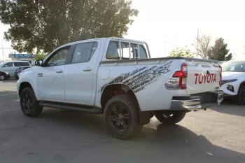 Toyota Hilux SR5 4×4 Diesel