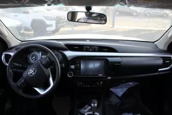 Toyota Hilux SR5 4×4 Diesel