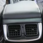 Toyota Hilux SR5 4×4 Diesel - Thumbnail 11