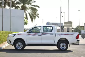 2022 MODEL TOYOTA HILUX DOUBLE CAB PICKUP DLX-G 2.4L DIESEL 4WD MANUAL TRANSMISSION