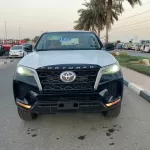 TOYOTA FORTUNER 2.4L 4x4 DIESEL 7 STR 2022MY EXPORT ONLY - Thumbnail 1