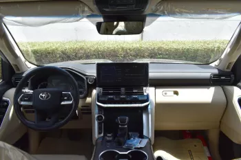 2022 MODEL TOYOTA LAND CRUISER  VXR V6 4.0L PETROL AUTOMATIC