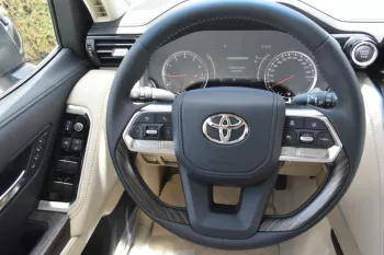 2022 MODEL TOYOTA LAND CRUISER  VXR V6 4.0L PETROL AUTOMATIC