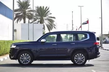 2022 MODEL TOYOTA LAND CRUISER 300 VXR V6 3.5L TWIN TURBO 7 SEAT 10 SPEED AUTOMATIC