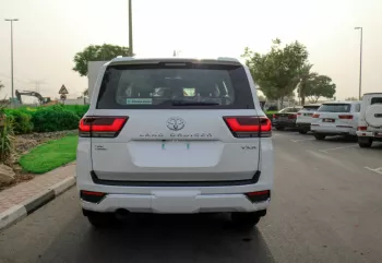 Toyota Land Cruiser VXR 3.5 2022 GCC