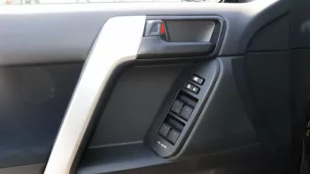 Toyota Land Cruiser Prado TX 2021
