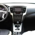 MITSUBISHI L200 SPORTERO 2022 Petrol - Thumbnail 8