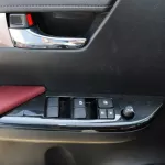 Toyota Hilux 2021 Petrol 2.7 - Thumbnail 13