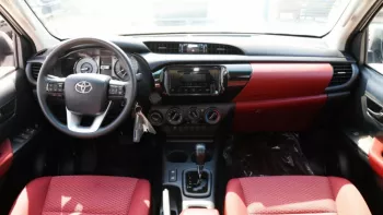 Toyota Hilux 2021 Petrol 2.7