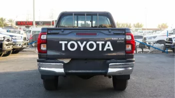 Toyota Hilux 2.4L M-T (2021)  SR5  4X4 Diesel