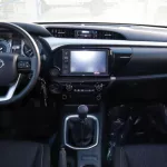 Toyota Hilux 2.4L M-T (2021)  SR5  4X4 Diesel - Thumbnail 9