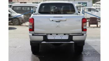Mitsubishi L200 Sportero Diesel 2.4L Full