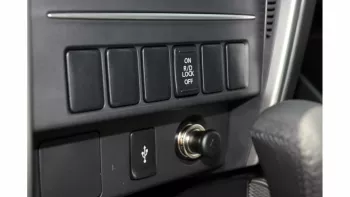 Mitsubishi L200 Sportero Diesel 2.4L Full