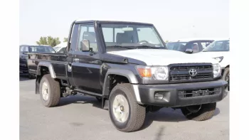 Toyota Land Cruiser Pickup 2021 Single cab 4.2L Gray / 16″ wheels