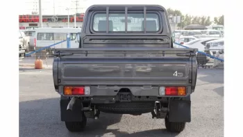 Toyota Land Cruiser Pickup 2021 Single cab 4.2L Gray / 16″ wheels