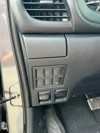 Toyota Hilux Diesel 2.4l Diesel 4x4 2022 Mid Option