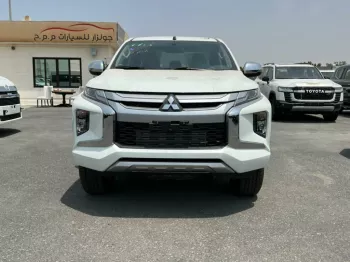 MITSUBISHI L-200 SPORTERO 2.4L AT Diesel 2022 WHITE RAIN SENSOR for Export