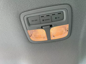 MITSUBISHI L-200 SPORTERO 2.4L AT Diesel 2022 WHITE RAIN SENSOR for Export