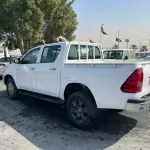 Toyota Hilux 2.7L Pick up double cub 4WD - Thumbnail 4