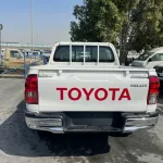 Toyota Hilux 2.7L Pick up double cub 4WD - Thumbnail 5
