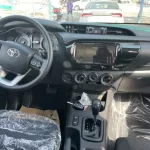 Toyota Hilux 2.7L Pick up double cub 4WD - Thumbnail 9