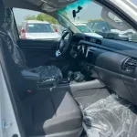 Toyota Hilux 2.7L Pick up double cub 4WD - Thumbnail 11