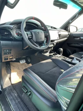 2023 Toyota Hilux GR Sport 4.0l 4WD FULL OPTION DOUBLE CABIN PICK UP