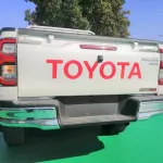 2022 TOYOTA HILUX 2.4L DIESEL 4X4 AUTOMATIC FULL OPTION DOUBLE CABIN PICKUP - Thumbnail 4