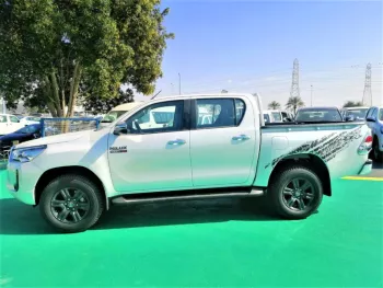 2022 TOYOTA HILUX 2.4L DIESEL 4X4 AUTOMATIC FULL OPTION DOUBLE CABIN PICKUP