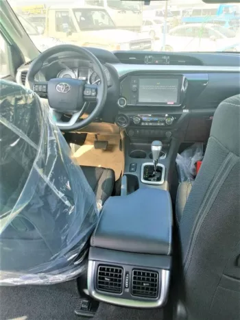 2022 TOYOTA HILUX 2.4L DIESEL 4X4 AUTOMATIC FULL OPTION DOUBLE CABIN PICKUP