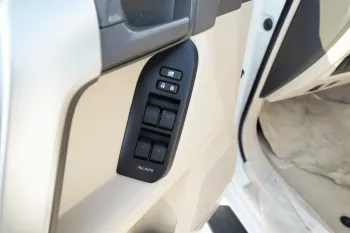 2023 TOYOTA PRADO 2.8L DIESEL TX.L AUTOMATIC SUV NEW