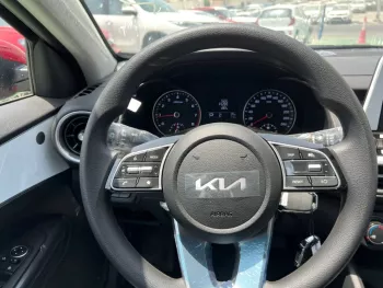 KIA CERATO 1.6 L 2022