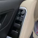 Toyota Landcruiser VXR 2022 4.0L 4WD - Thumbnail 24