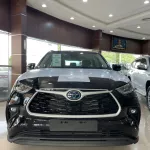 2022 Toyota Highlander GLE Hybrid 2.5L AWD - Thumbnail 2