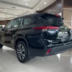 2022 Toyota Highlander GLE Hybrid 2.5L AWD - Thumbnail 3