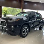 2022 Toyota Highlander GLE Hybrid 2.5L AWD - Thumbnail 4