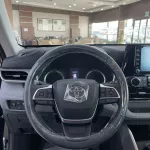 2022 Toyota Highlander GLE Hybrid 2.5L AWD - Thumbnail 5