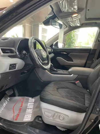 2022 Toyota Highlander GLE Hybrid 2.5L AWD