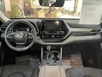 2022 Toyota Highlander GLE Hybrid 2.5L AWD